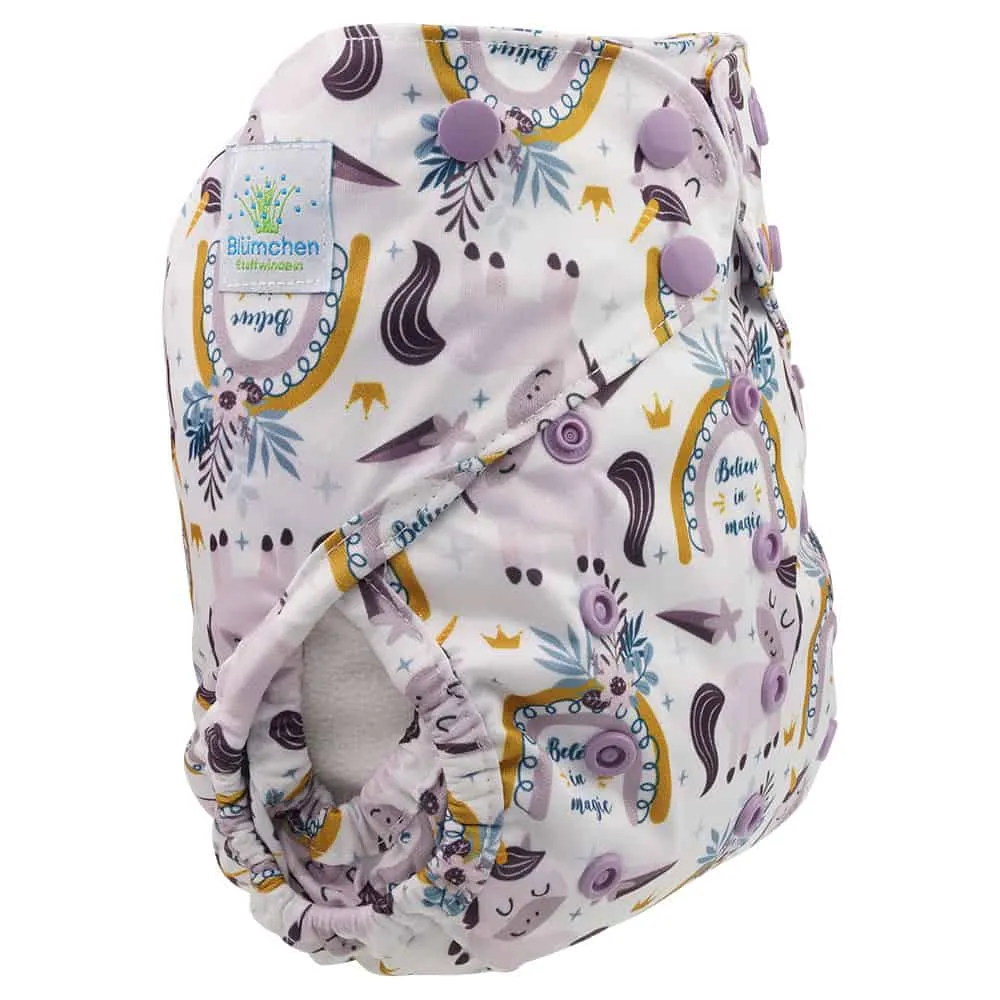 Wiladu Stoffwindeln Starterset Premium Newborn – 4 Überhosen, 8 Prefolds, 5 Saugeinlagen und vieles mehr – Bild 3