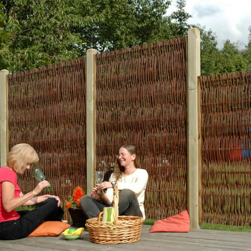 Weidenzaun Hamdorf, Weidenruten ölbehandelt – Bild 3