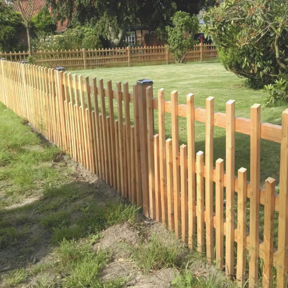 Zaunlatte Classic geschrägt, europäische Lärche natur – Bild 3