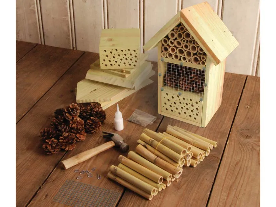 Komplett-Bausatz für Kinder und Bastler: DIY Insektenhotel – Bild 4