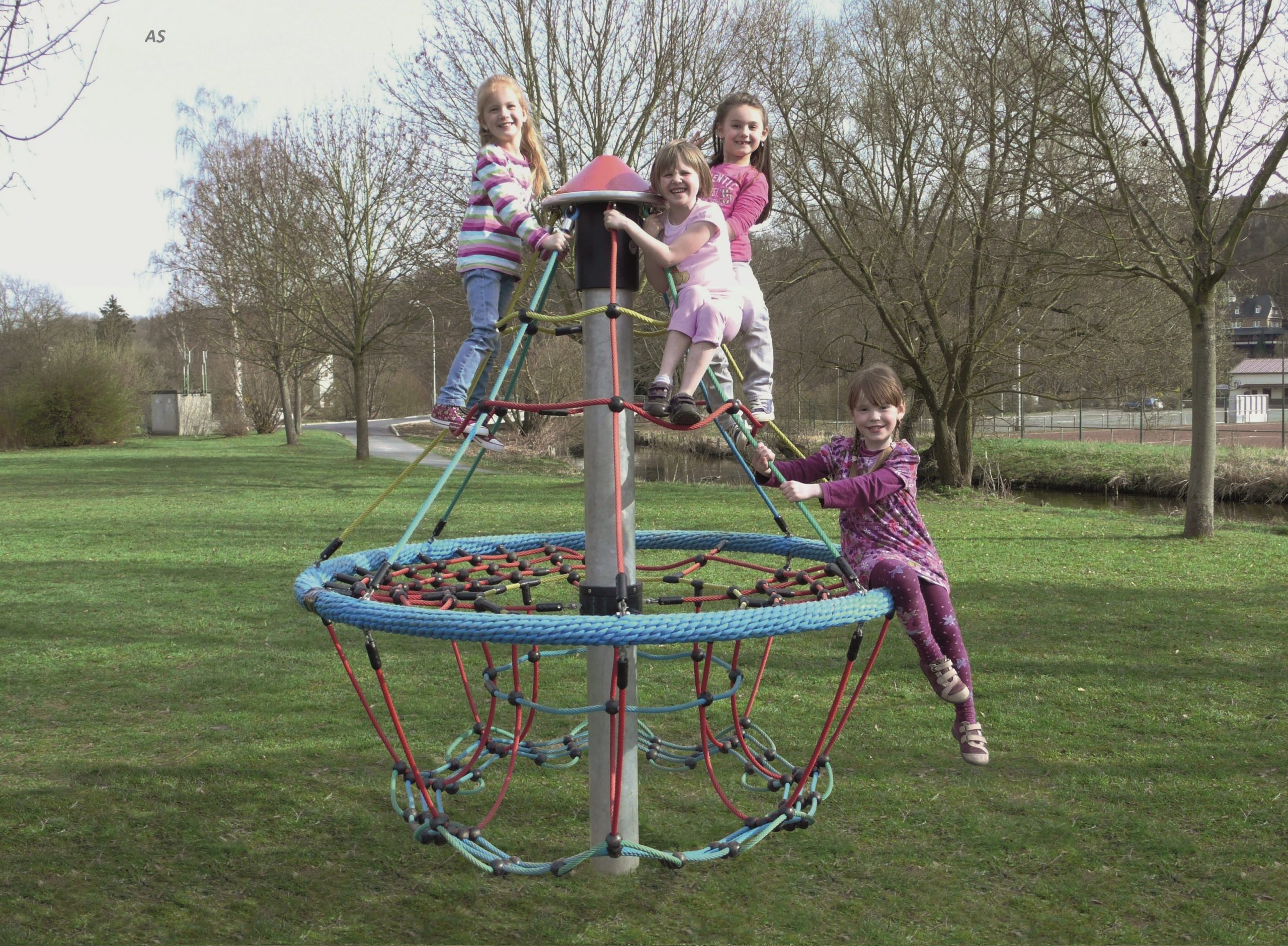 Spielplatzgeräte Wichtelwind Karussell Minikarussell Hally-Gally