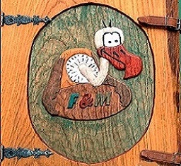 Traktor Bull Midi kleiner Trecker aus Eiche und Robinie für die schon größeren im Kindergarten – Bild 6