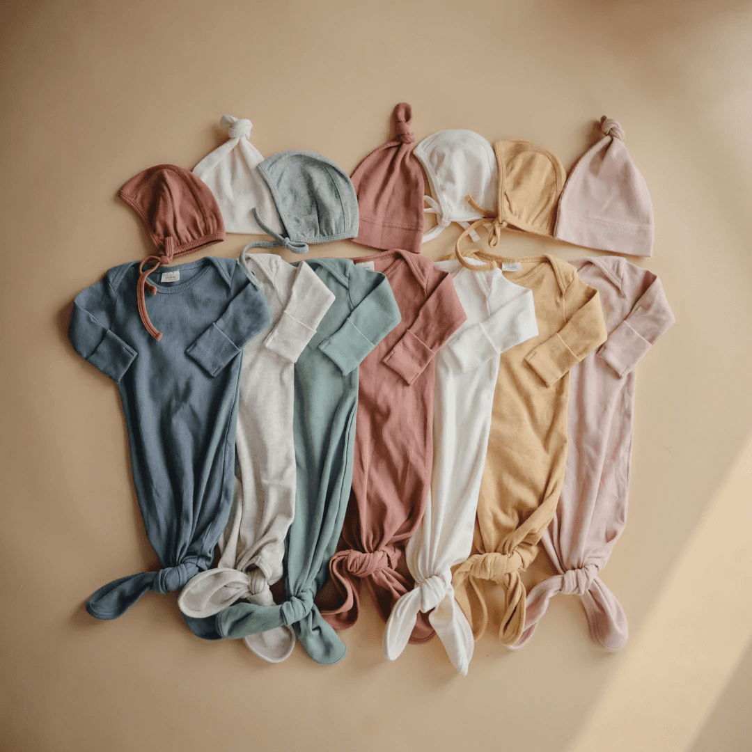 Gerippte Babymütze Römergrün – MUSHIE – Bild 4